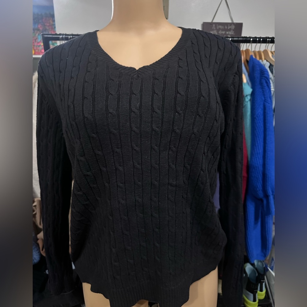 Croft & Barrow Black V-Neck Cable Knit Sweater